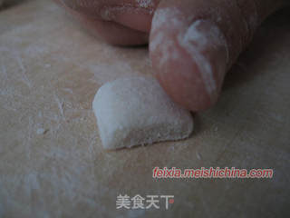 西红柿酱拌猫耳朵的做法步骤:10
