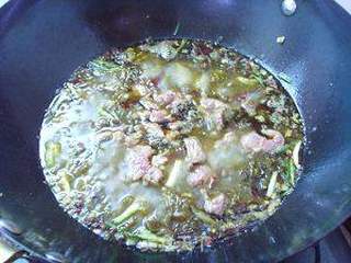 酸菜煮牛肉的做法步骤:10