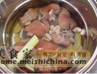 雪豆炖猪脚的做法步骤:4