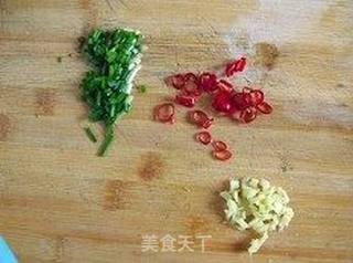 蒸蒸日上(豉油蒸蛏子)的做法步骤:2