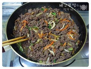 牛肉紫菜包饭的做法步骤:6