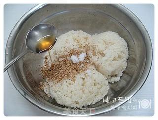牛肉紫菜包饭的做法步骤:7