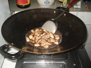 酸菜黄焖猪肉的做法步骤:3