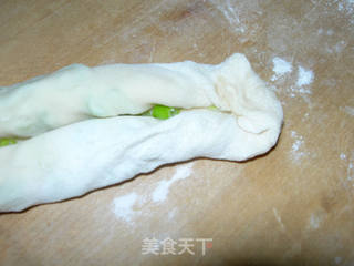家常葱油饼的做法步骤:12