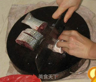 乌头焖萝卜干的做法步骤：1