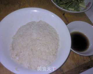 三文鱼紫菜饭团的做法步骤：2
