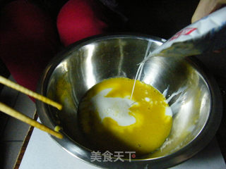 电饭锅--牛奶蛋糕的做法步骤：4