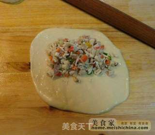 意大利蘑菇海鲜披萨角的做法步骤:19