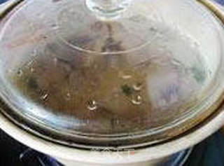 鸡爪瘦肉水果人参汤的做法步骤:6