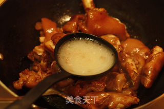 红烧猪蹄儿的做法步骤:5