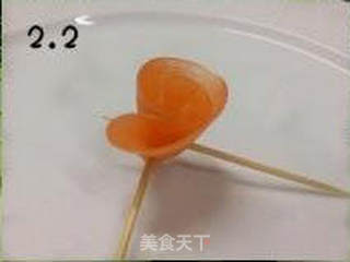 胡萝卜玫瑰花的做法步骤:5