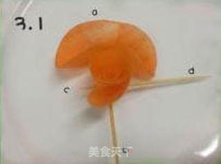 胡萝卜玫瑰花的做法步骤:7