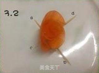 胡萝卜玫瑰花的做法步骤:8