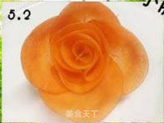 胡萝卜玫瑰花的做法步骤:14