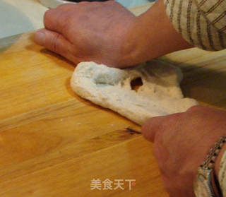 意大利披萨饼的做法步骤:2