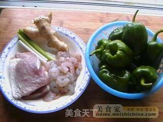 醸青椒的做法步骤：1