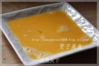 土司煎蛋三明治的做法步骤:2