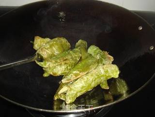 虎皮青椒的做法步骤:11