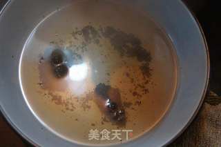 茶香东坡肉的做法步骤：2