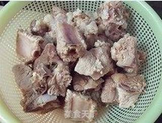 私房养生排骨汤的做法步骤:2