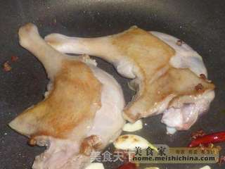 酱烧鸭腿的做法步骤：3