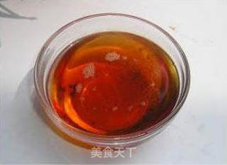 虾油炒粉丝卷心菜的做法步骤:2