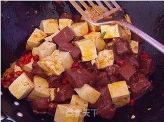 川香双色豆腐的做法步骤:4