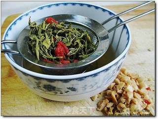 龙井茶焖大虾的做法步骤:4