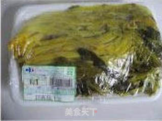 蛤蟆鱼烧雪菜的做法步骤:2