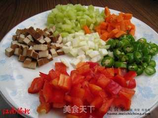 什锦牛肉粒的做法步骤:5