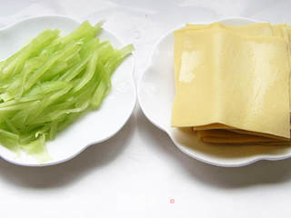 京酱莴笋的做法步骤:5
