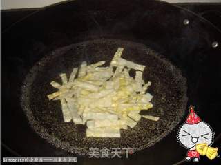 野山笋炒肉片的做法步骤:3