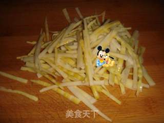 鱼香肉丝的做法步骤:2