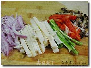 香酥酸甜黄鱼的做法步骤:5