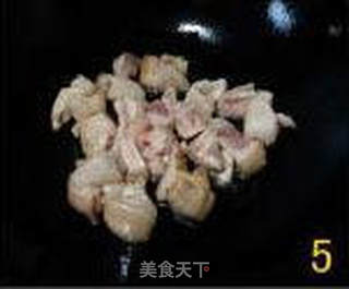 家庭版豆泡红烧肉的做法步骤：5