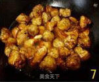 家庭版豆泡红烧肉的做法步骤：7
