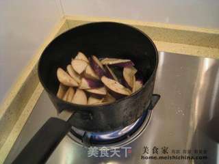酱炒地三鲜的做法步骤：3