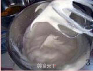 抹茶蔓越莓蛋糕卷的做法步骤：3