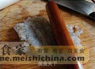 虾丸虾卷的做法步骤：4