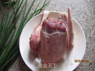 老鸭黄豆汤的做法步骤:2