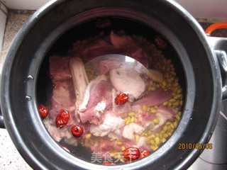 老鸭黄豆汤的做法步骤:6