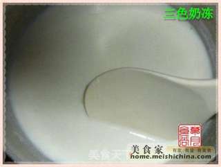 三色奶冻的做法步骤:4