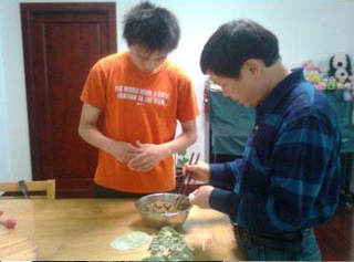 艾叶翡翠饺子的做法步骤:12