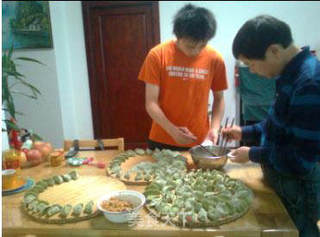 艾叶翡翠饺子的做法步骤:13