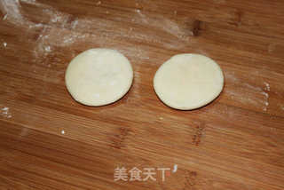 KFC鲜虾鸡蛋卷的做法步骤:5
