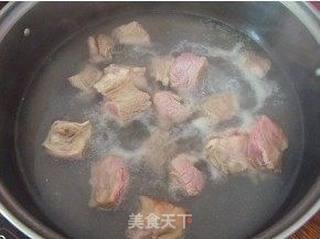 红烧牛肉面的做法步骤：1