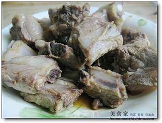蜜汁排骨的做法步骤:2