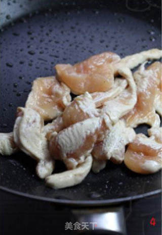 奶香鸡肉意面的做法步骤:4