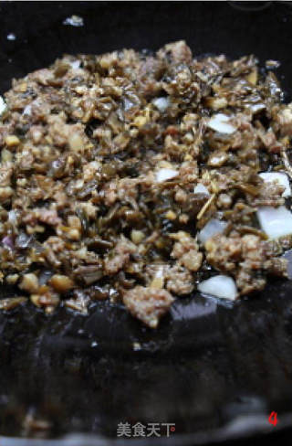 芽菜肉末焖粉丝的做法步骤:4