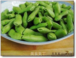 剁椒毛豆的做法步骤：1